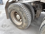 4 Underbody - Truck with Right Rear Drive Tires