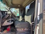 4 Transmision with Seats/armrests