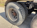 4 Underbody - Truck with Right Rear Drive Tires