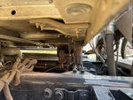 4 Underbody - Truck with Cab Suspension Air Bags