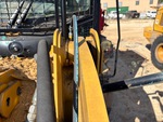 Chassis with Clavijas del chasis al brazo elevador