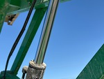 Hydraulics with Lift Cylinders